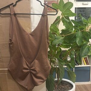 Londre one piece bathing suit